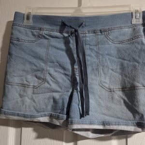 Lei Blue Jean Shorts with Cuffed Hems Size L
